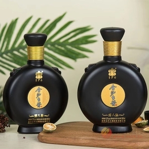 養(yǎng)生酒 融合白酒、啤酒與紅酒精髓的健康之道